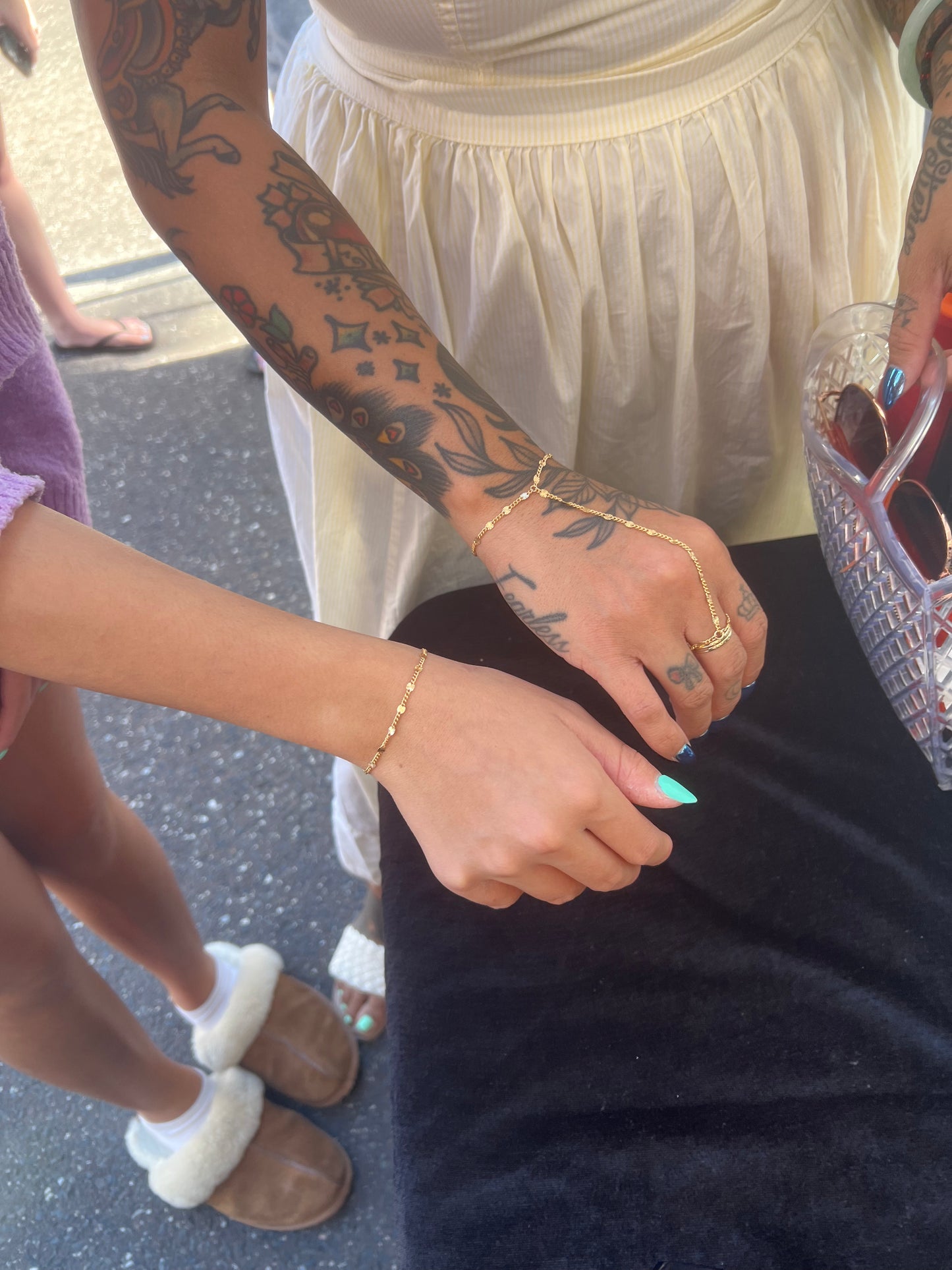 tier 1 hand chain: subtle glow